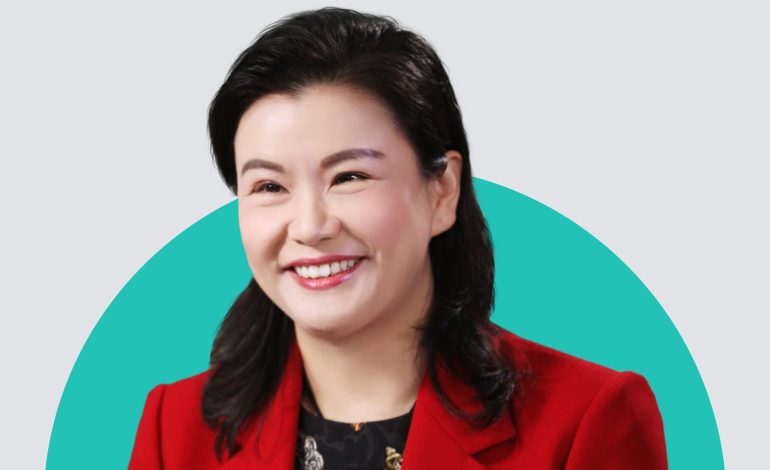Zhou Qunfei: The Glass Queen of Tech Hardware